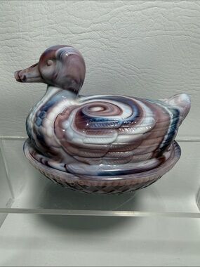 VTG IMPERIAL PURPLE SLAG GLASS DUCK ON A NEST COVERED Trinket Dish and Duck Lid